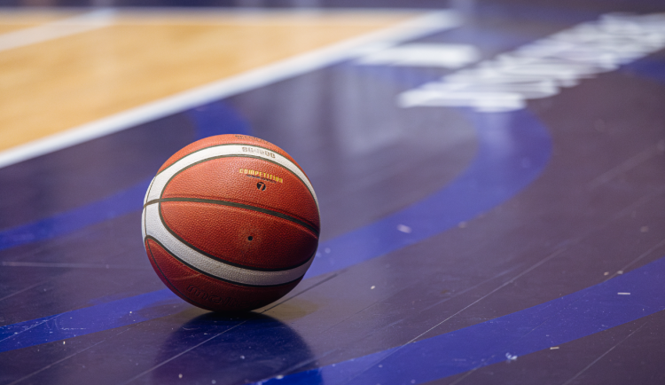 Basketbalistky USK Praha mají další titul. V Brně nad Žabinami vyhrály 85:48 a zaplnily halu Rosnička