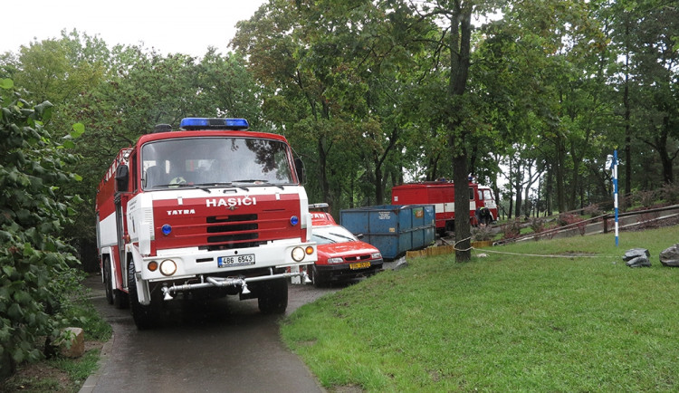 Přívalový déšť v Brně: stály tramvaje, škody hlásí knihovna